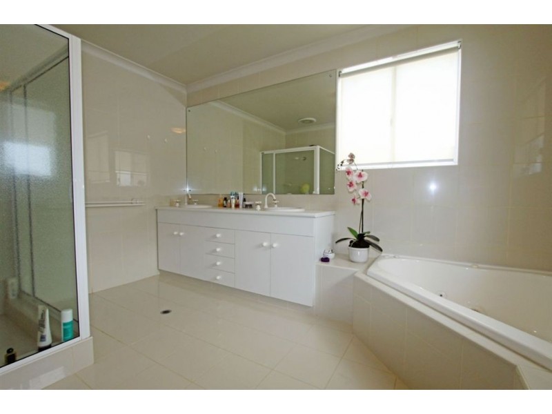 1 Waterford Retreat, Erskine WA 6210