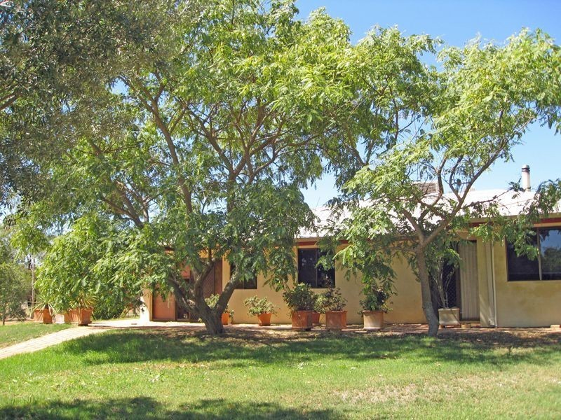 43 Blue Gum Way, South Yunderup WA 6208
