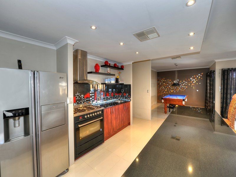 3 Wombarra Street, Secret Harbour WA 6173