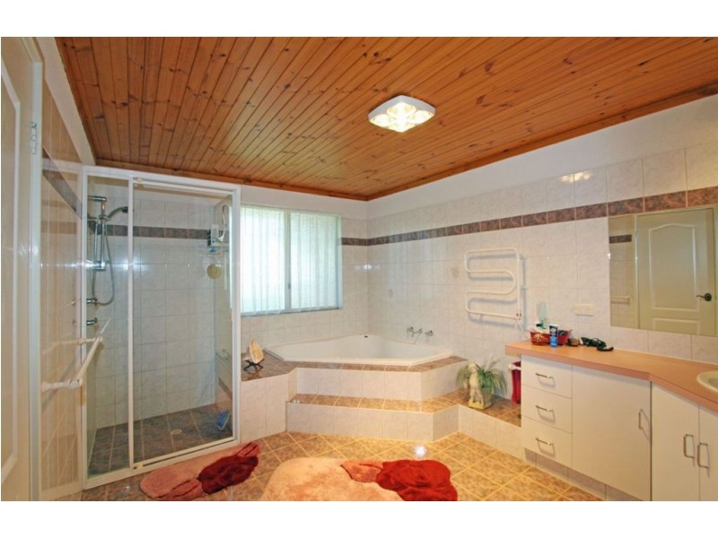 5 Maclean Way, Greenfields WA 6210