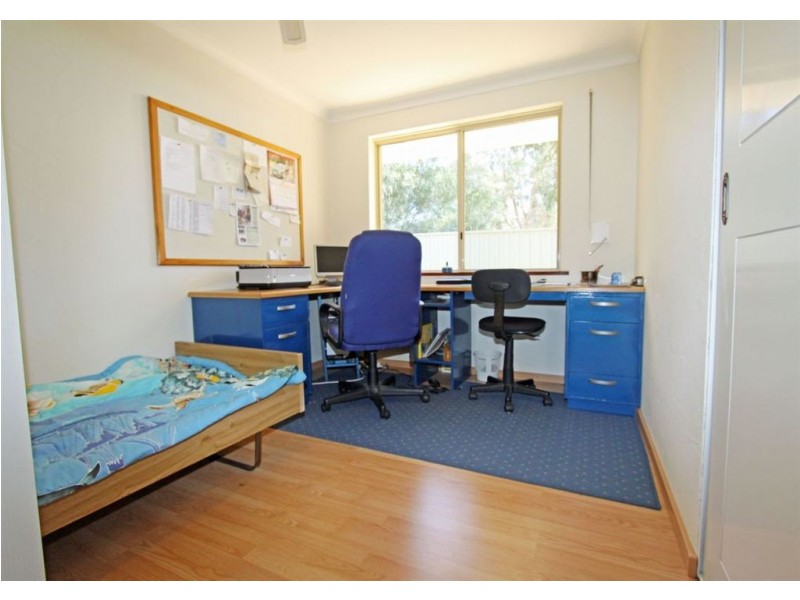 5 Maclean Way, Greenfields WA 6210