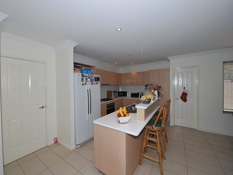 22 Zamia Loop, Wannanup WA 6210