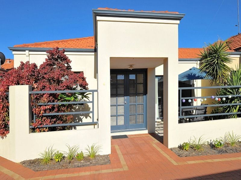 4/9 Hackett Street, Mandurah WA 6210