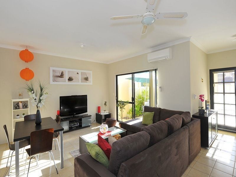 4/9 Hackett Street, Mandurah WA 6210
