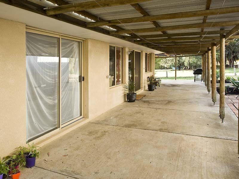 44 Dallas Street, Waroona WA 6215