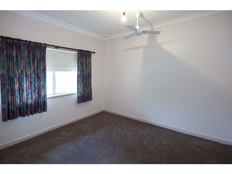 8 Recreation Road, Waroona WA 6215