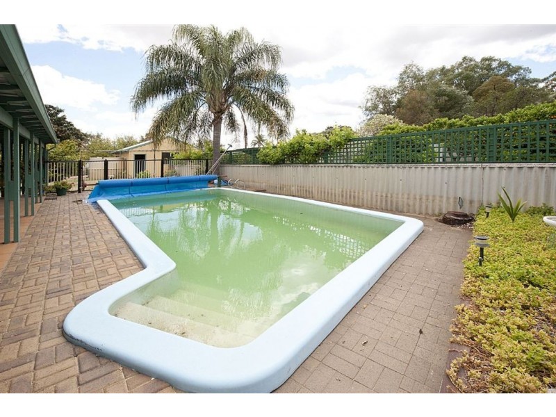 8 Recreation Road, Waroona WA 6215