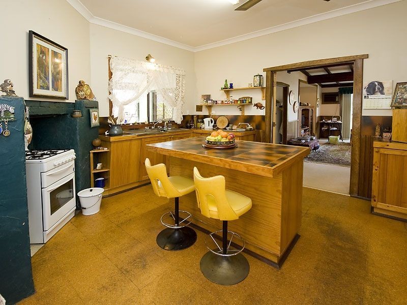 32 Millar Street, Waroona WA 6215