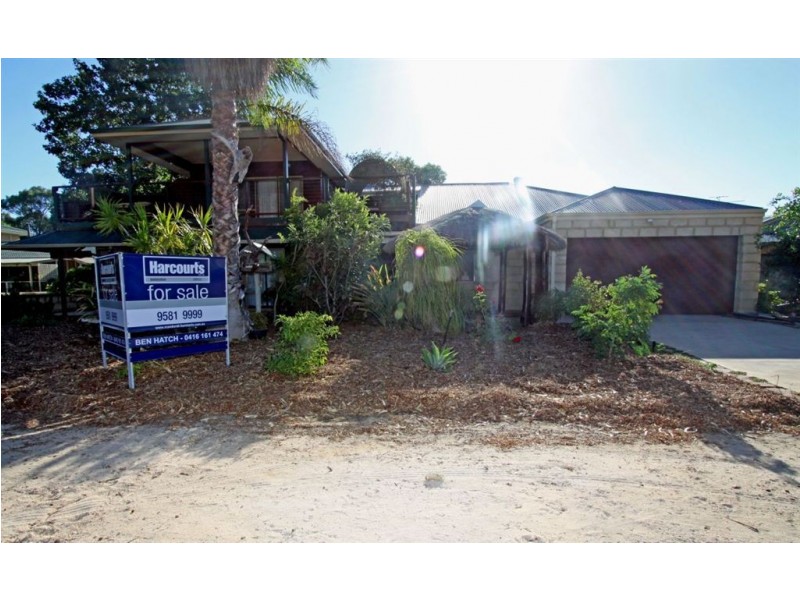 14 Redcliffe Road, Greenfields WA 6210
