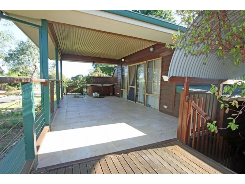 14 Redcliffe Road, Greenfields WA 6210