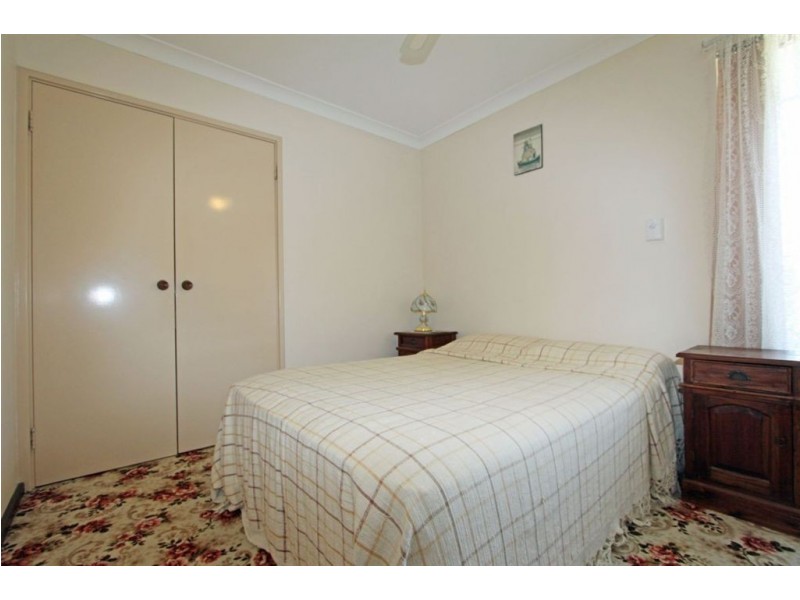 1 Agnew Place, Halls Head WA 6210