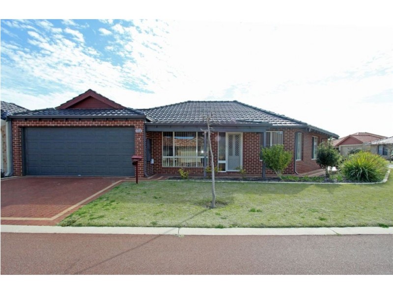 3 Saffron Loop, Falcon WA 6210