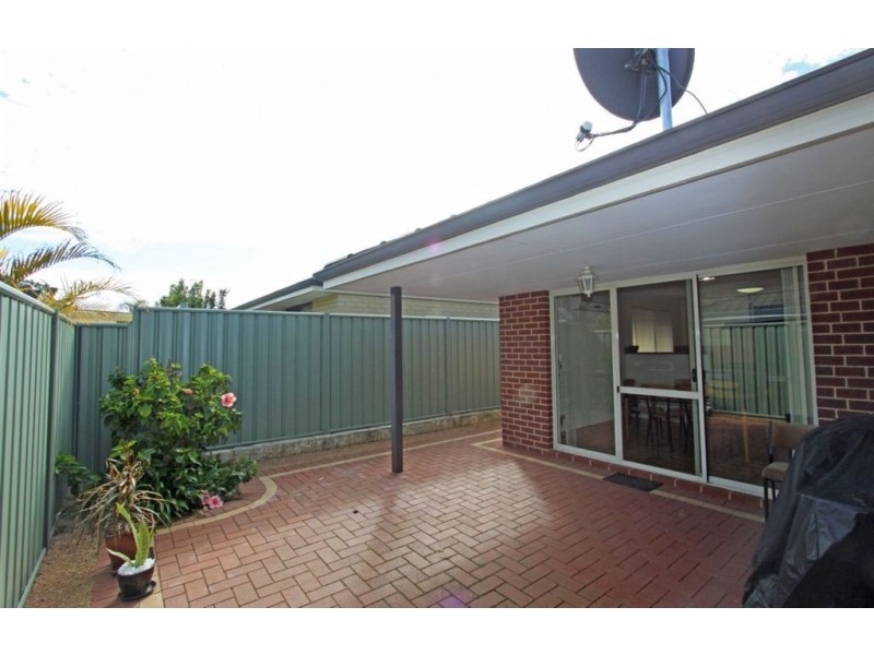 3 Saffron Loop, Falcon WA 6210