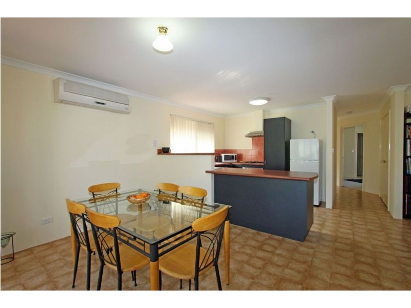 3 Saffron Loop, Falcon WA 6210