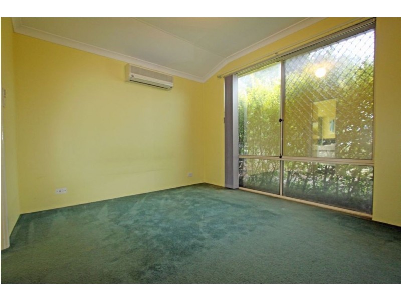 6 Newlyn Way, Coodanup WA 6210