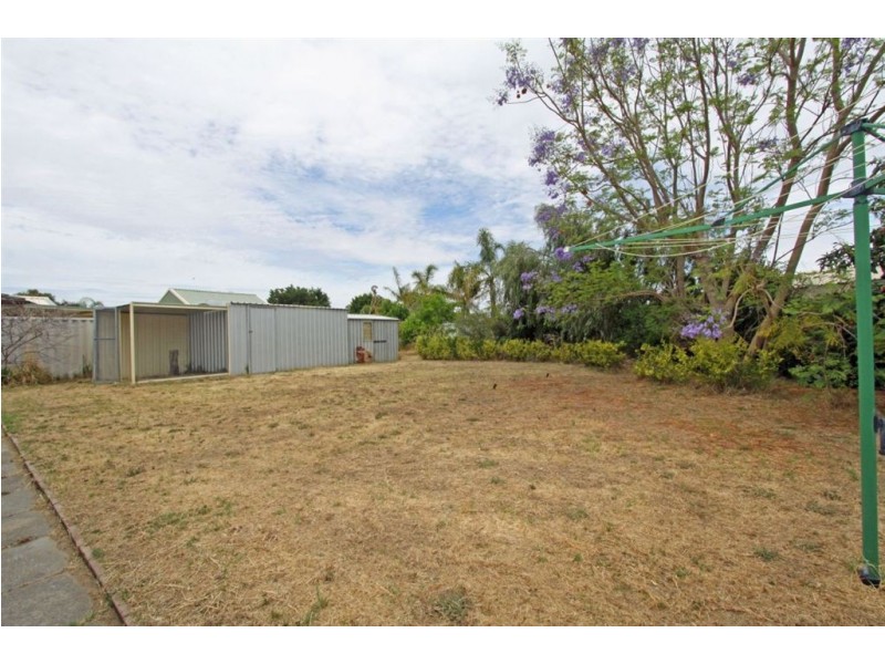 6 Newlyn Way, Coodanup WA 6210