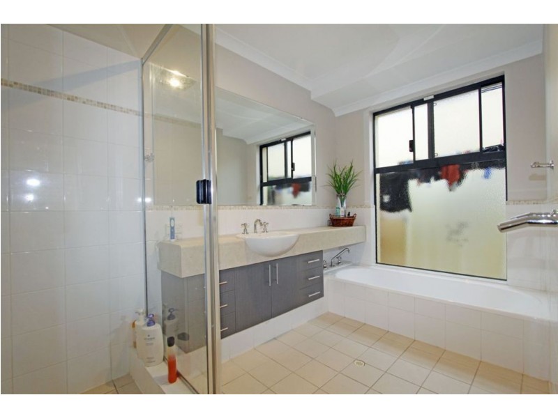 11 Mayfair Mews, Meadow Springs WA 6210