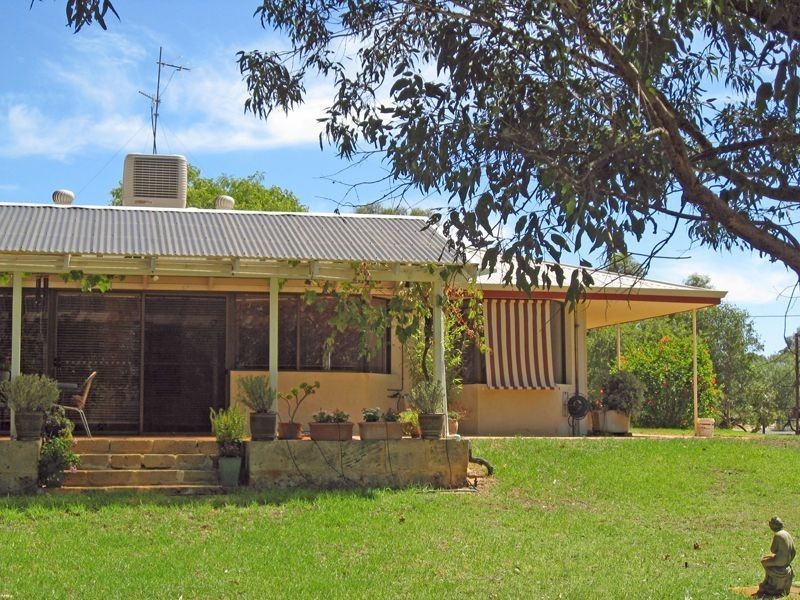 43 Blue Gum Way, South Yunderup WA 6208