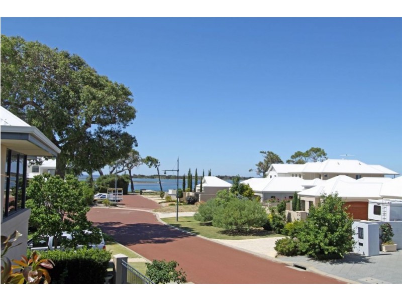 17 Harbour Retreat, Erskine WA 6210