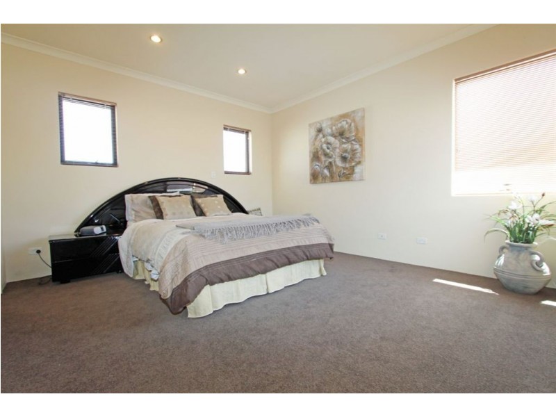 17 Harbour Retreat, Erskine WA 6210