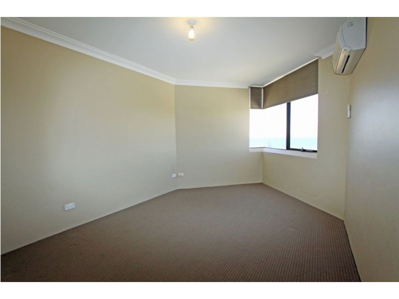 38/6A Valley Road, Halls Head WA 6210