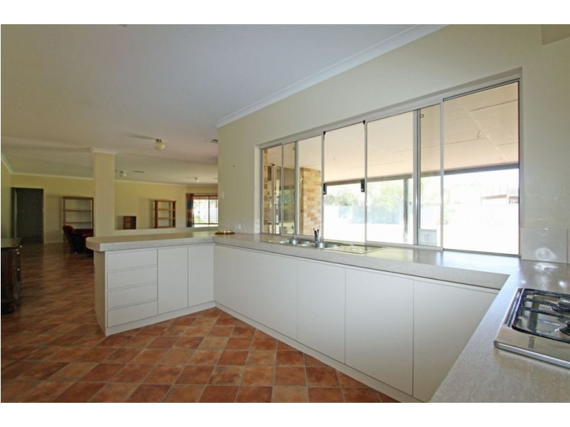 36 Pleasant grove Circle, Falcon WA 6210