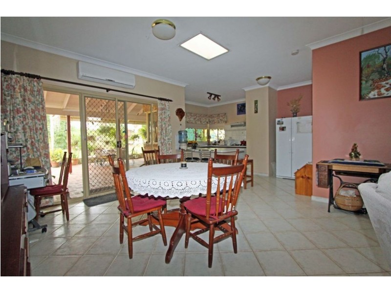 2 Exeter Place, Greenfields WA 6210