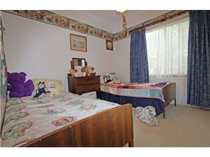 2 Exeter Place, Greenfields WA 6210