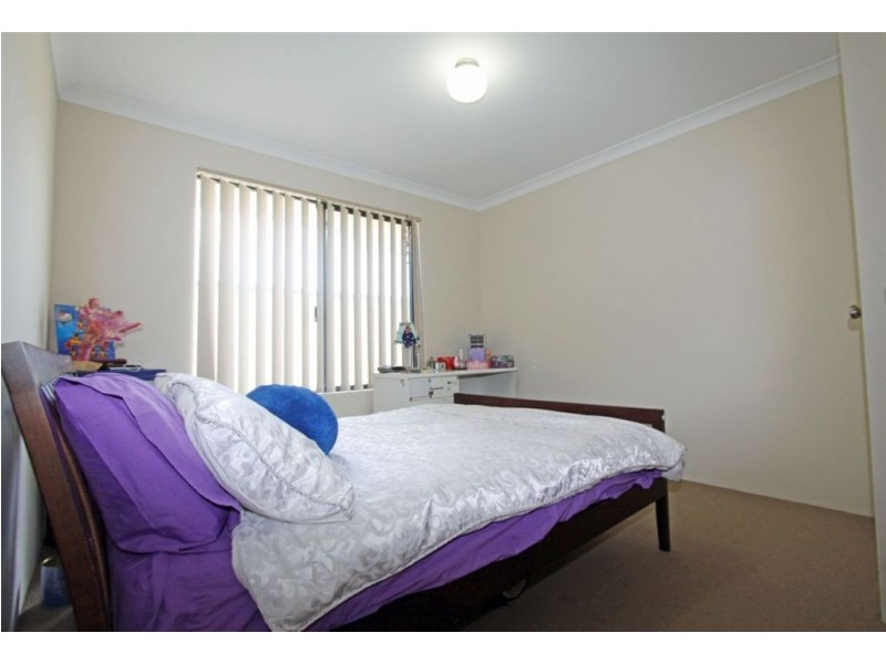 32 Camden Way, Meadow Springs WA 6210