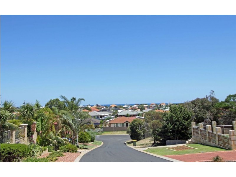 3 Bomaria Mews, Halls Head WA 6210