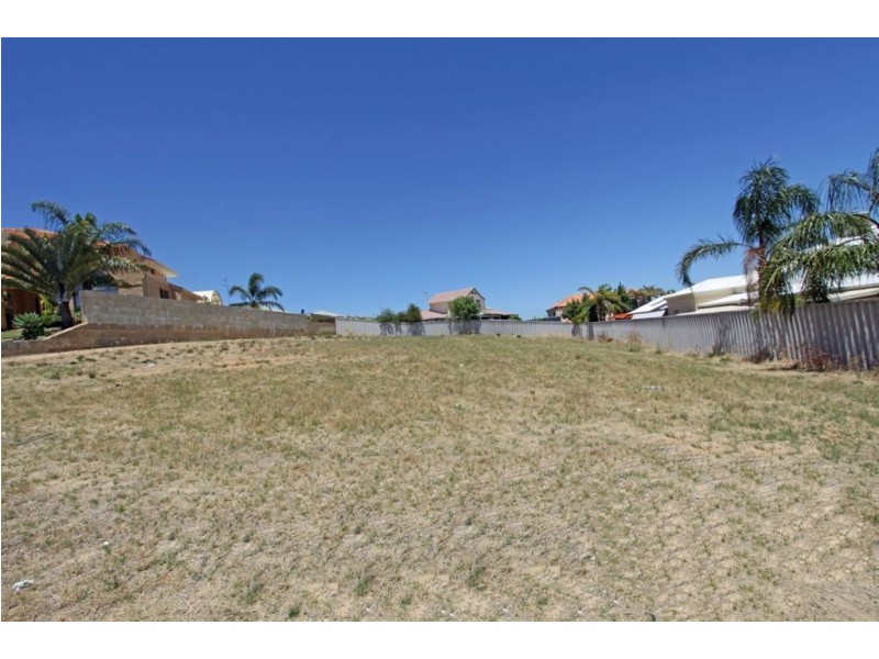 3 Bomaria Mews, Halls Head WA 6210