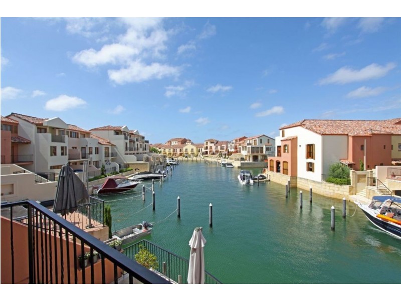 73/18 Port Quays, Wannanup WA 6210