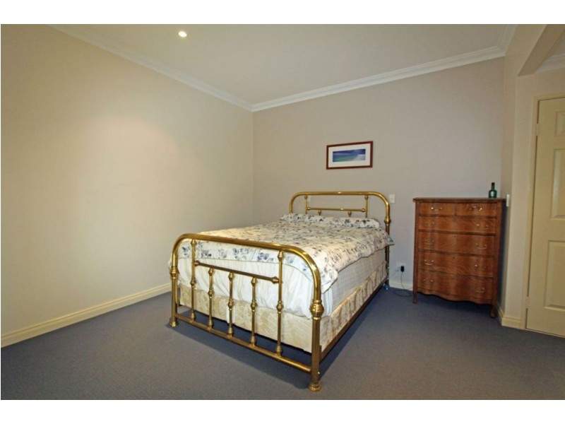 1/28 Spinnaker Quays, Mandurah WA 6210
