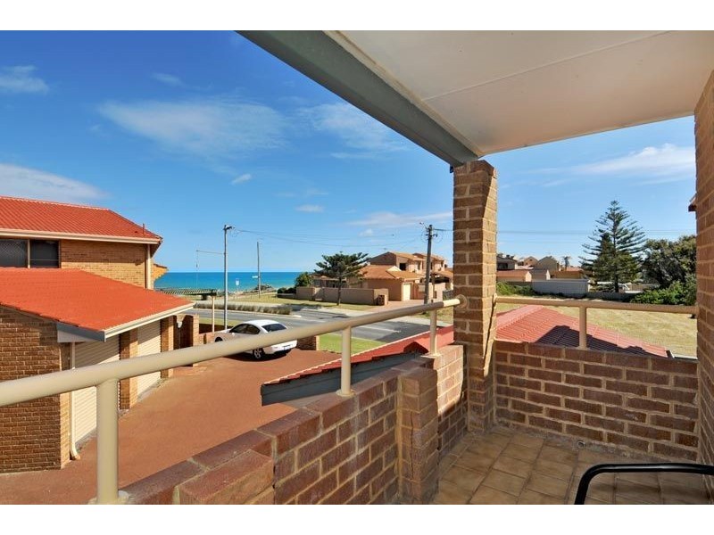 1/139 Ormsby Terrace, Silver Sands WA 6210