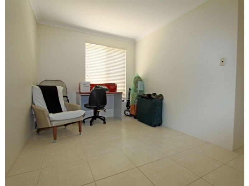 15 Duyfken Way, Dudley Park WA 6210