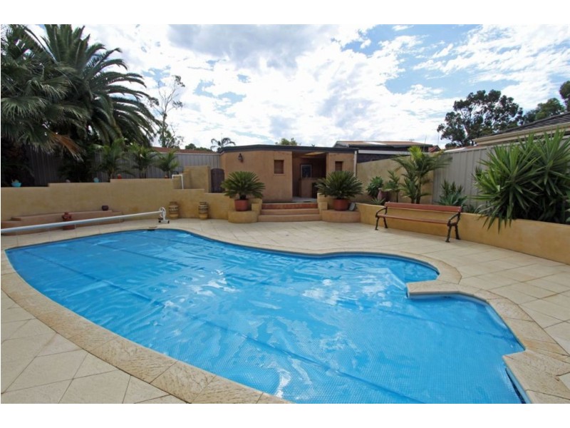 64 McLarty Road, Halls Head WA 6210