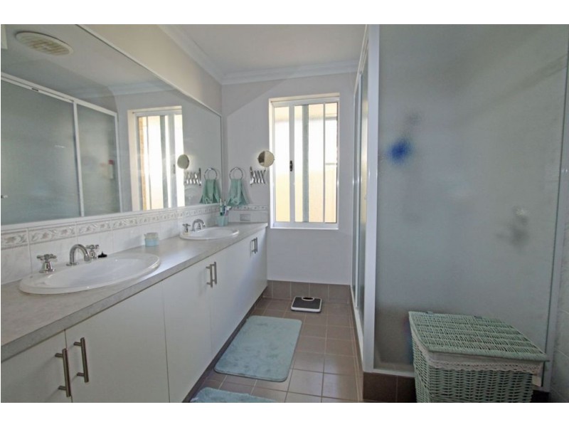 71 Midsummer Circle, Pinjarra WA 6208