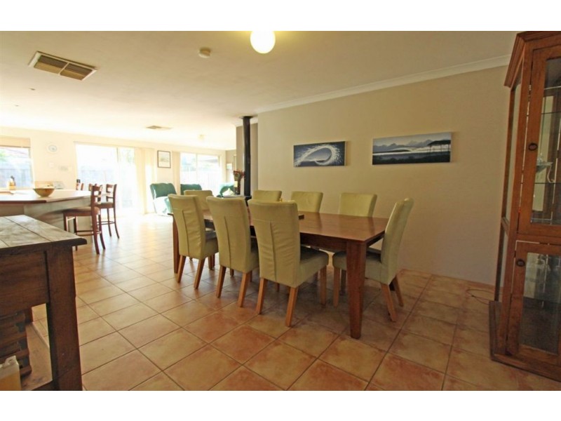 5 Minigwal Court, Greenfields WA 6210