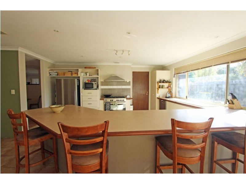 5 Minigwal Court, Greenfields WA 6210