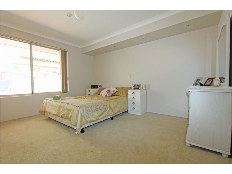 5 Minigwal Court, Greenfields WA 6210
