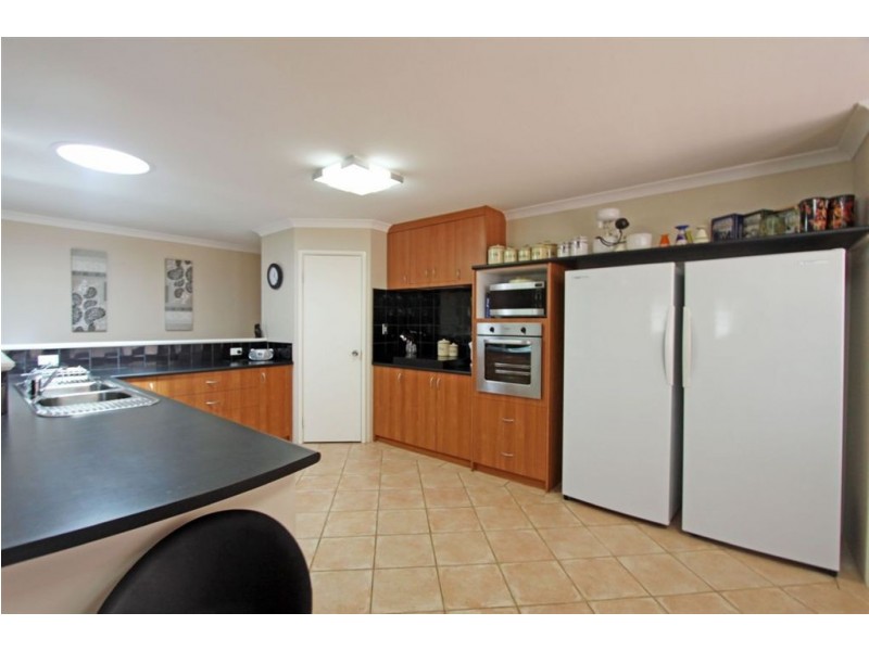 9 Duyfken Way, Dudley Park WA 6210