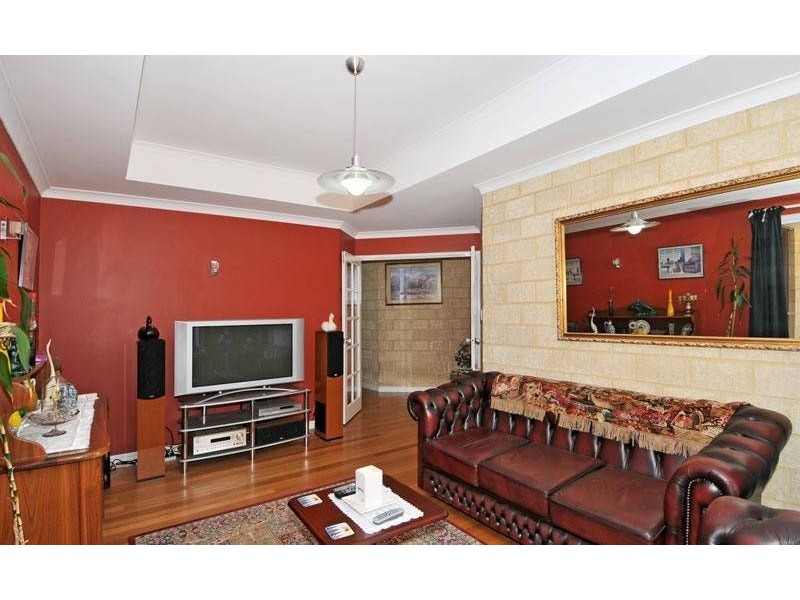 56 Aclare Road, Barragup WA 6209