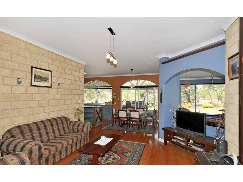 56 Aclare Road, Barragup WA 6209