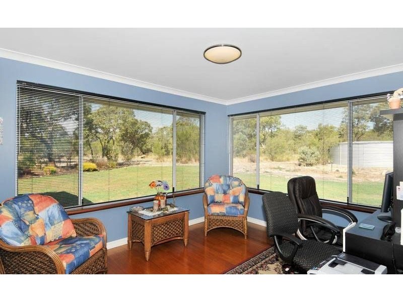 56 Aclare Road, Barragup WA 6209