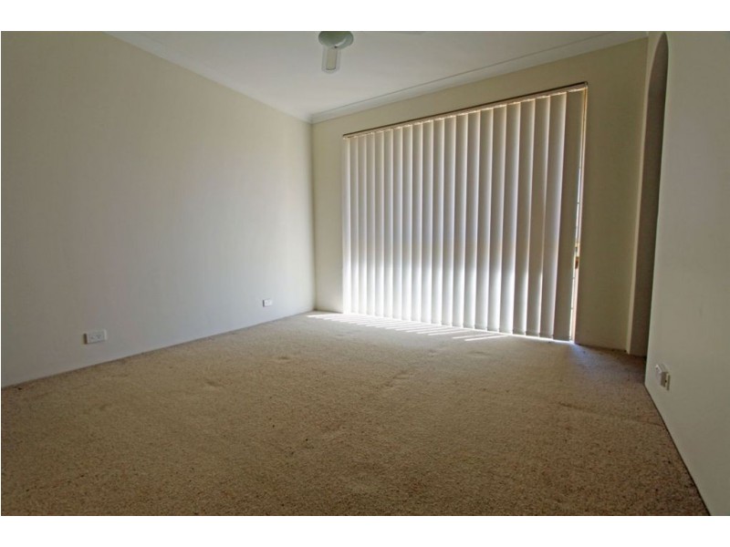 2/35 Service Street, Mandurah WA 6210