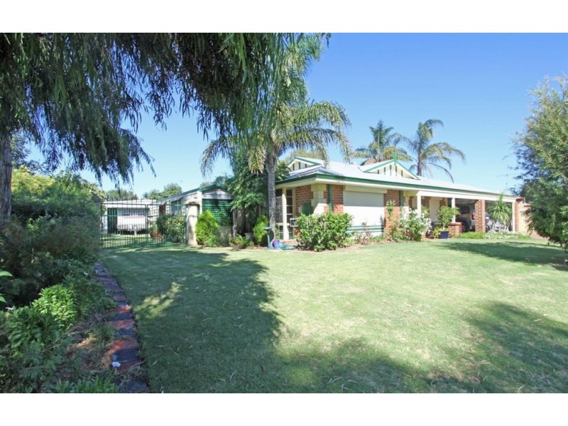 24 Lilystone Retreat, Erskine WA 6210