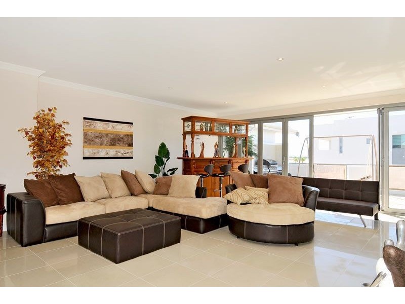 31/1 Breakwater Parade, Mandurah WA 6210