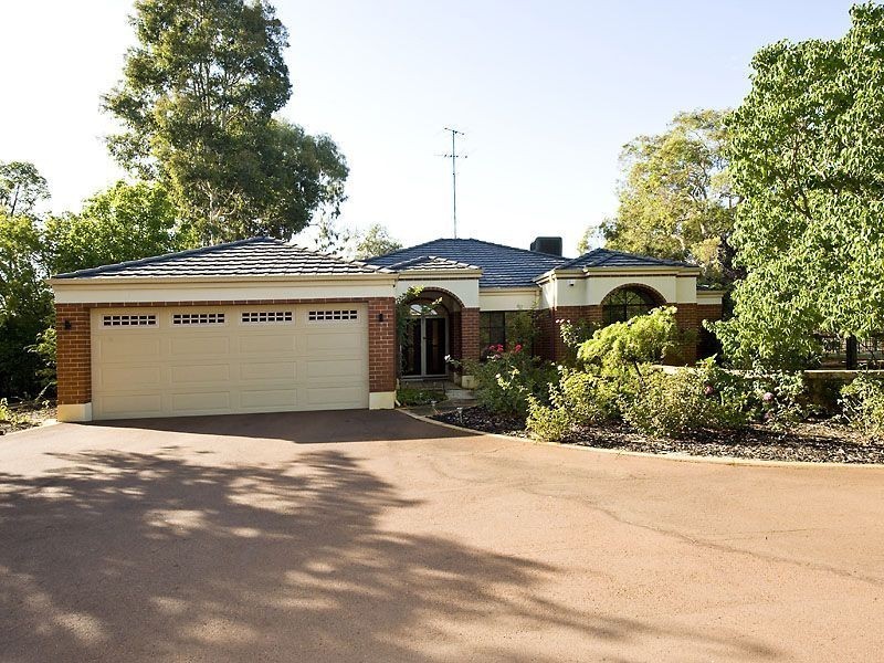 70 Watson Drive, Barragup WA 6209