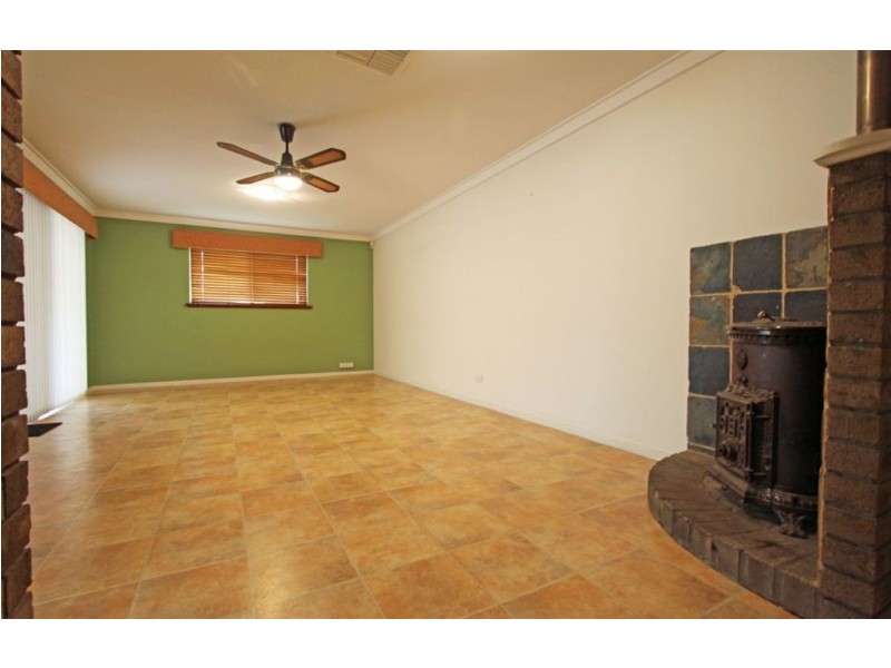 52 Glencoe Parade, Halls Head WA 6210