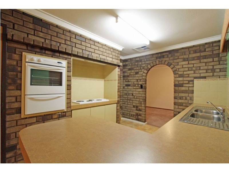 52 Glencoe Parade, Halls Head WA 6210